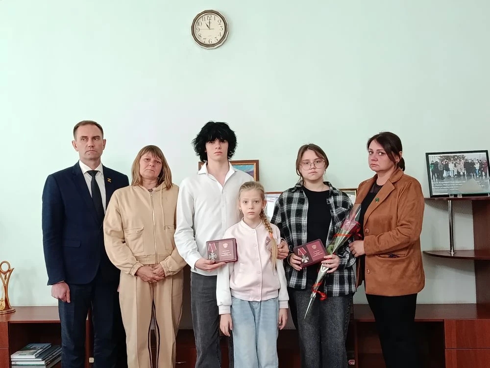 Вручение государственных наград семьям погибших героев СВО