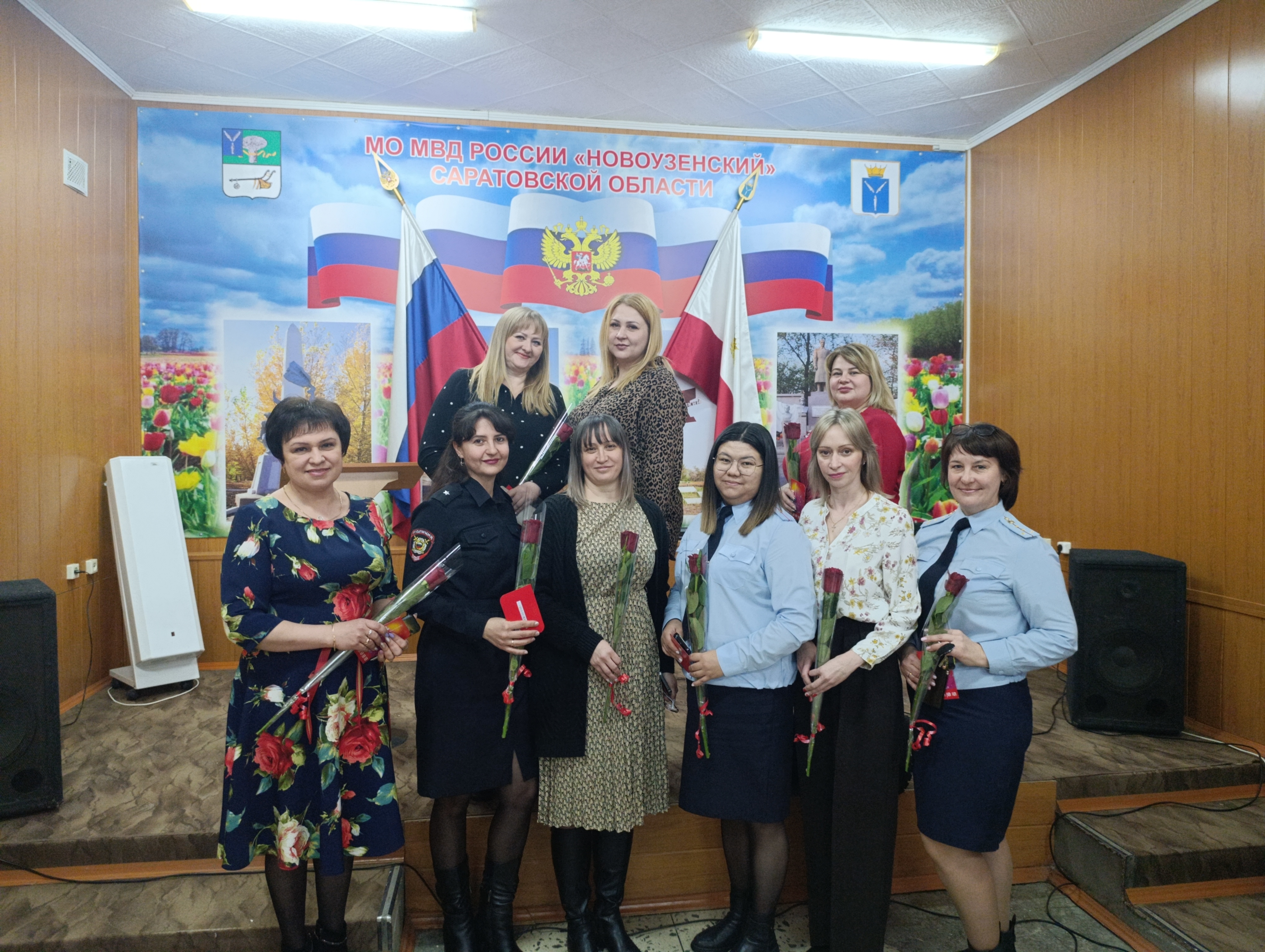 Полицейские провели праздничный концерт, посвященный международному женскому дню