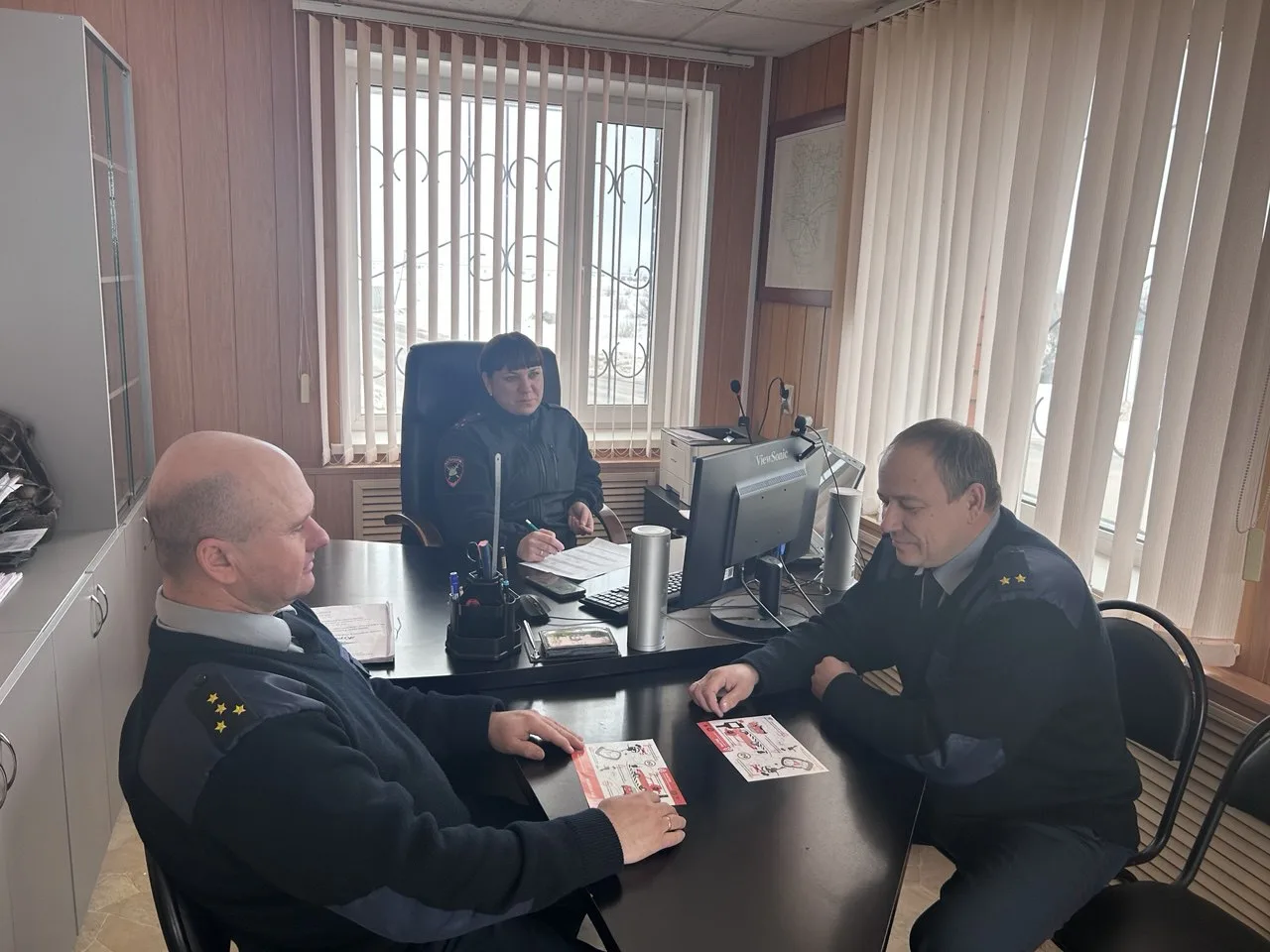 Госавтоинспектор провела профилактическую беседу для сотрудников УФСИН