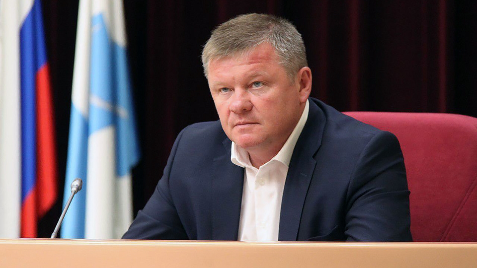 Поздравление с Днем Последнего звонка от председателя Саратовской областной Думы М.Исаева