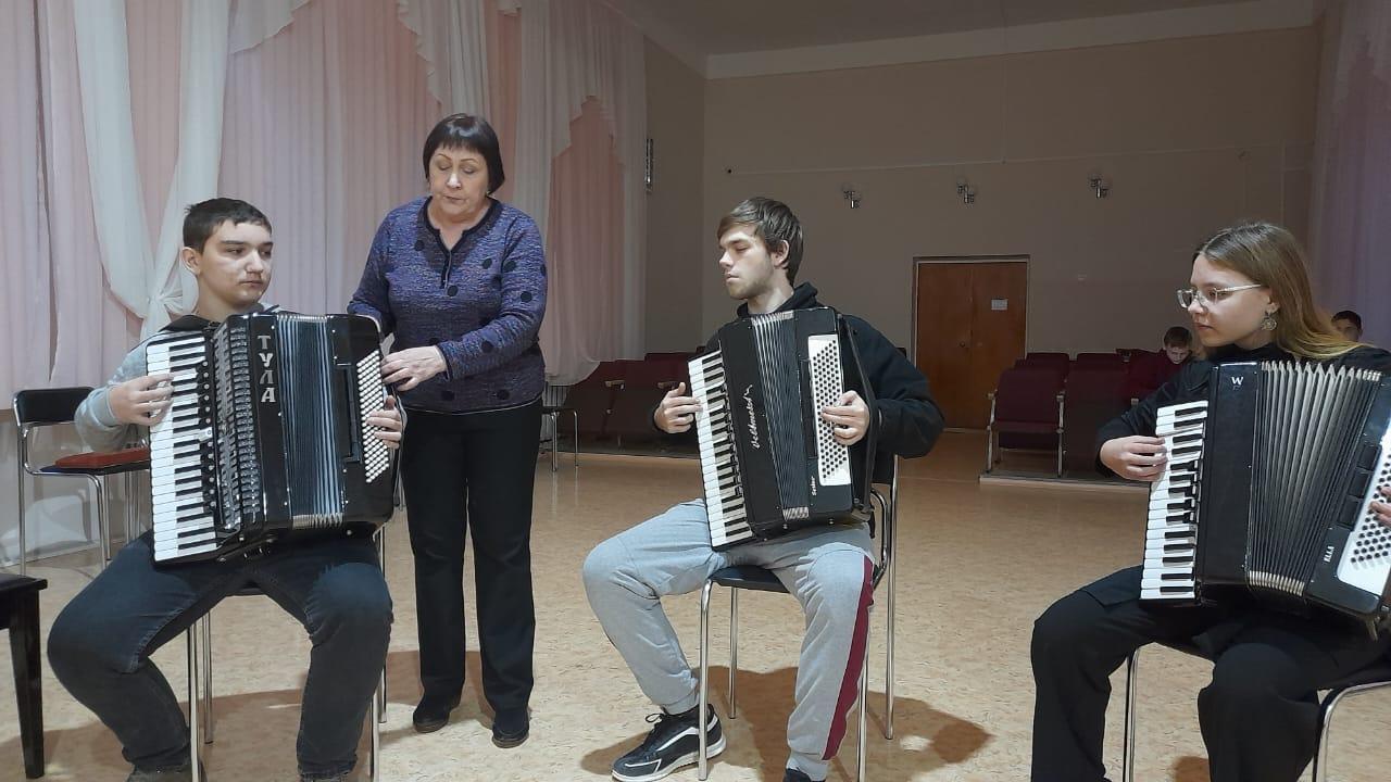 В Детской школе искусств прошел увлекательный мастер