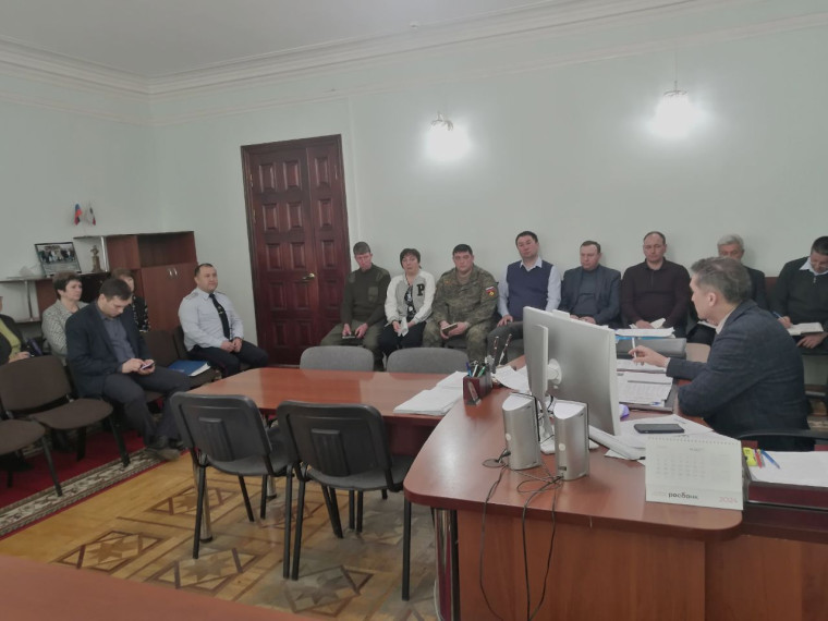 Глава района А.Опалько провел совещание с главами муниципальных образований